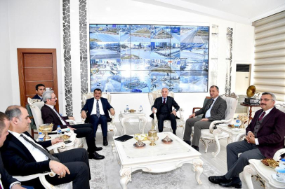 Deprem de ders olmadı