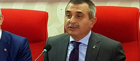 AKP İl Başkanı Koca; “Omurgalı duruş sergilemeyen …