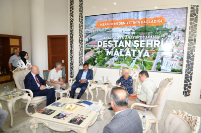 Gürkan Undp Türkiye Mukim Temsilcisi Louisa Vinton Bir Araya Geldi