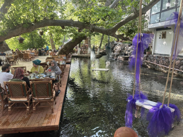 Sürgü Takaz Eski Günlerini Arıyor