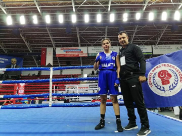 Boks Şampiyonasında Avrupa 3.Oldu