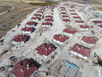Akçadağ İlçesinde 3 Bin 482 Adet Deprem Konutu Yapılıyor