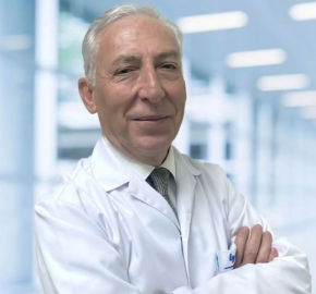  Çocuk Doktoru  Canan Atakan Vefat Etti