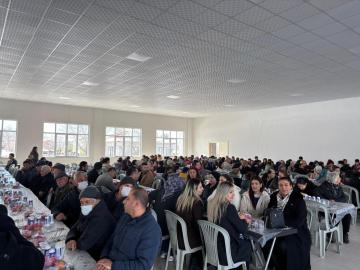 Cumhuriyet Örnek Köyünde Hızır Lokması Verildi