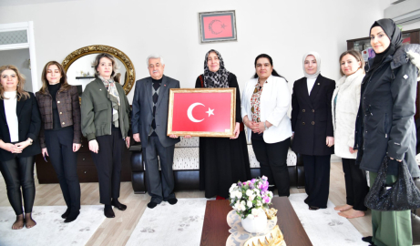 Vali Eşi Selda Yavuz Şehit Ailelerini Ziyaret Etti