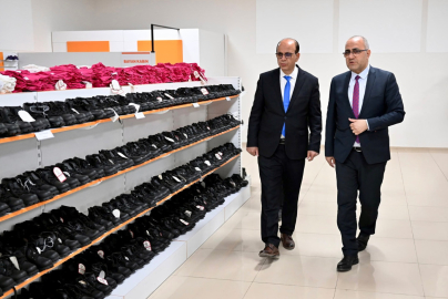 Yeşilyurt Hayır Çarşısı İhtiyaç Sahiplerine Yardım Ediyor