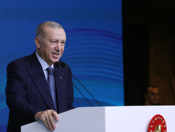 Cumhurbaşkanı Erdoğan: Kadın toplumun omurgasıdır