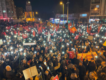 CHP'den İmamoğlu'na Destek Yürüyüşü