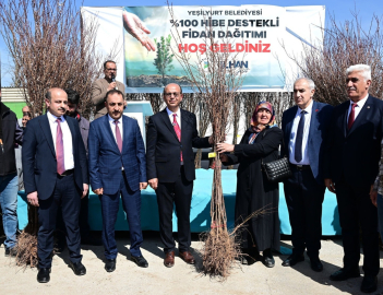 Yeşilyurt'ta 44 Bin Meyve Fidanı Teslim Edildi