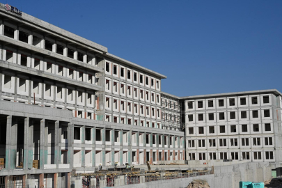Malatya Adliye Sarayının Kaba İnşaatı Tamamlandı