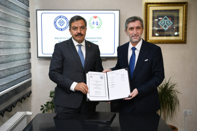 Turgut Özal Üniversitesi'nde Toplu İş Sözleşmesi İmzalandı