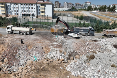 Kaçak Hafriyat Dökülen Alanlar Temizleniyor