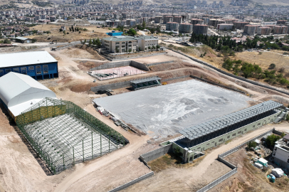 Büyükşehir Kaynarca'ya Spor Tesisi Yapıyor