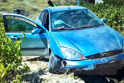 Malatya’da otomobil tarlaya devrildi: 2 yaralı