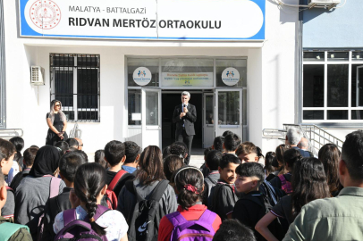 Bakır: Okul Kıyafetleri İstenilen Yerden Alınabilir