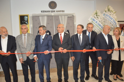 Malatya’da Kenan Işık Amfisi açıldı