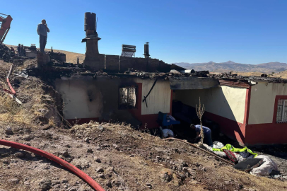 Hekimhan Başkınık'ta Evler Yandı