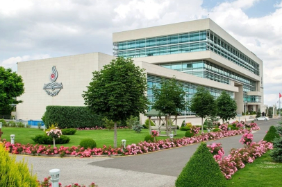 AYM’den Basın İlan Kurumu kararı: İlan kesme cezası verme yetkisine iptal