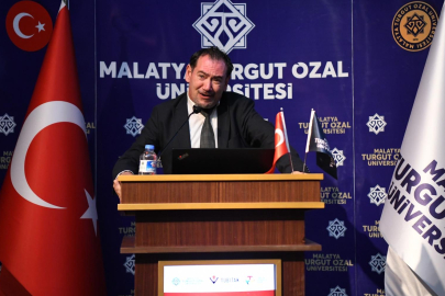 Türkiye’nin İlk Uzay Mühendisi Öğrencilerle Buluştu