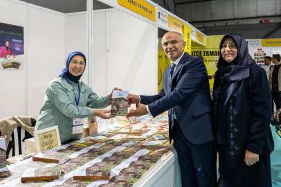 Başkan Sami Er Yazarlarla Bir Araya Geldi
