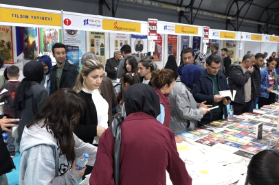 11. MALATYA ANADOLU KİTAP FUARI’NA YOĞUN İLGİ