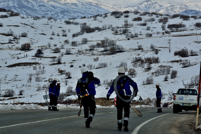 Fırat EDAŞ, Kış Şartlarına Karşı Sahada Önlem Alıyor