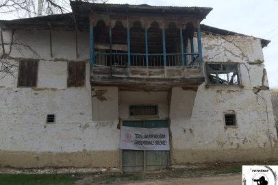 Darende de Kaybolan tarihi kerpiç evlerimiz