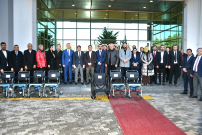 MAGİNDER Hastaneye 50 Adet Tekerlekli Sandalye Bağışladı