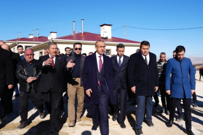 Vali Yavuz: Devlet Vatandaşın Yaralarını Dayanışmayla  Sarar