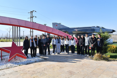 Yeşilyurt'ta Öğrenciler Müzeleri Gezdi