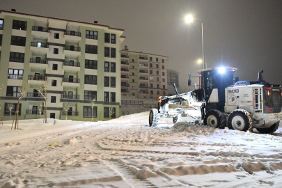 Kar İkizce'yi Teslim Aldı; Yollar Kapandı