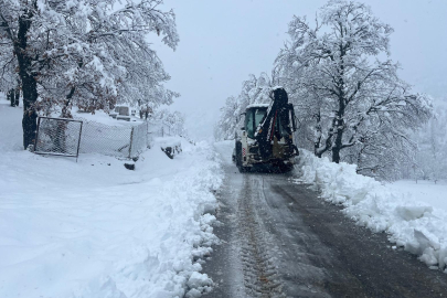 DOĞANŞEHİR’DE KAR TEMİZLİĞİ SÜRÜYOR