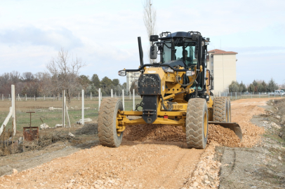 BATTALGAZİ’DE YOL BAKIM ÇALIŞMALARI SÜRÜYOR