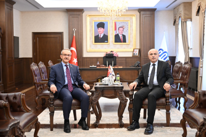 Başkan Sami Er, Ezberleri Bozuyor