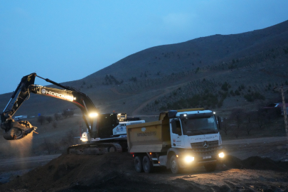 Çamurlu TOKİ Cami Çevre Düzenlemesi Yapılıyor