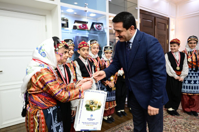 TAŞKIN, İL ŞAMPİYONU FOLKLOR EKİBİNİ AĞIRLADI