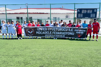 Arapgirspor-Konakspor Maçında 'Uyuşturucuya Hayır' Pankartı