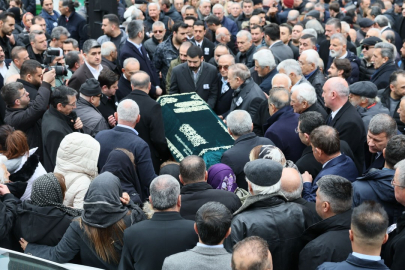 Fahrettin Kayhan İstanbul'da Toprağa Verildi