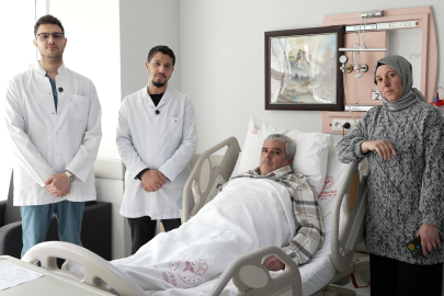 Böbrek Üstünde 20 cm. Dev Kitle Kapalı Yöntemle Çıkarıldı