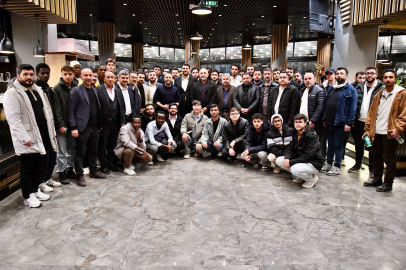 Milletvekili Babacan Öğrencilerle Bir Araya Geldi