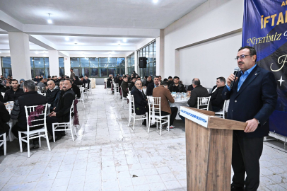 AK Parti Arapgir'de Toplandı