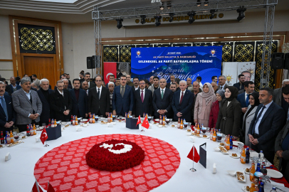 AK Parti Bayramlaşma Töreni Düzenledi