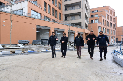 Başkan Taşkın, yeni çarşı merkezini gezdi