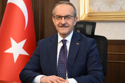 Vali Yavuz: Her bir kütüphane bilginin irfan yuvasıdır