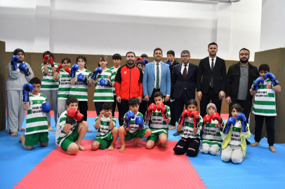 Erdoğan İlkokulu’nun spor  yenilendi