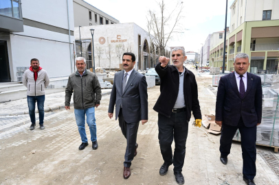 Akpınar Çarşısı temizlenerek açılışa hazırlanıyor