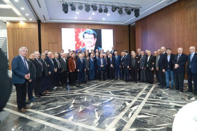 Ankara'da toplanan Malatyalılar Turgut Özal'ı andılar