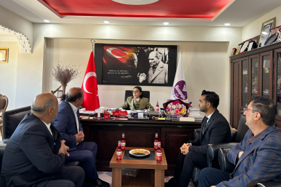 Arapgir Belediyesine 23 Nisan ziyareti