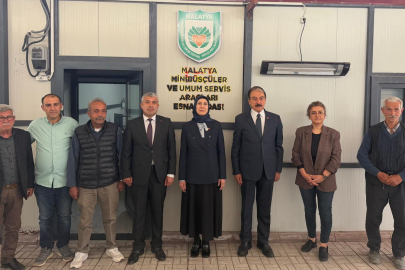 Asuman Sarıtaç Minibüsçüler Odasını ziyaret etti