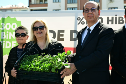 Yeşilyurt Belediyesi 300 Bin Sebze Fidesi dağıttı
